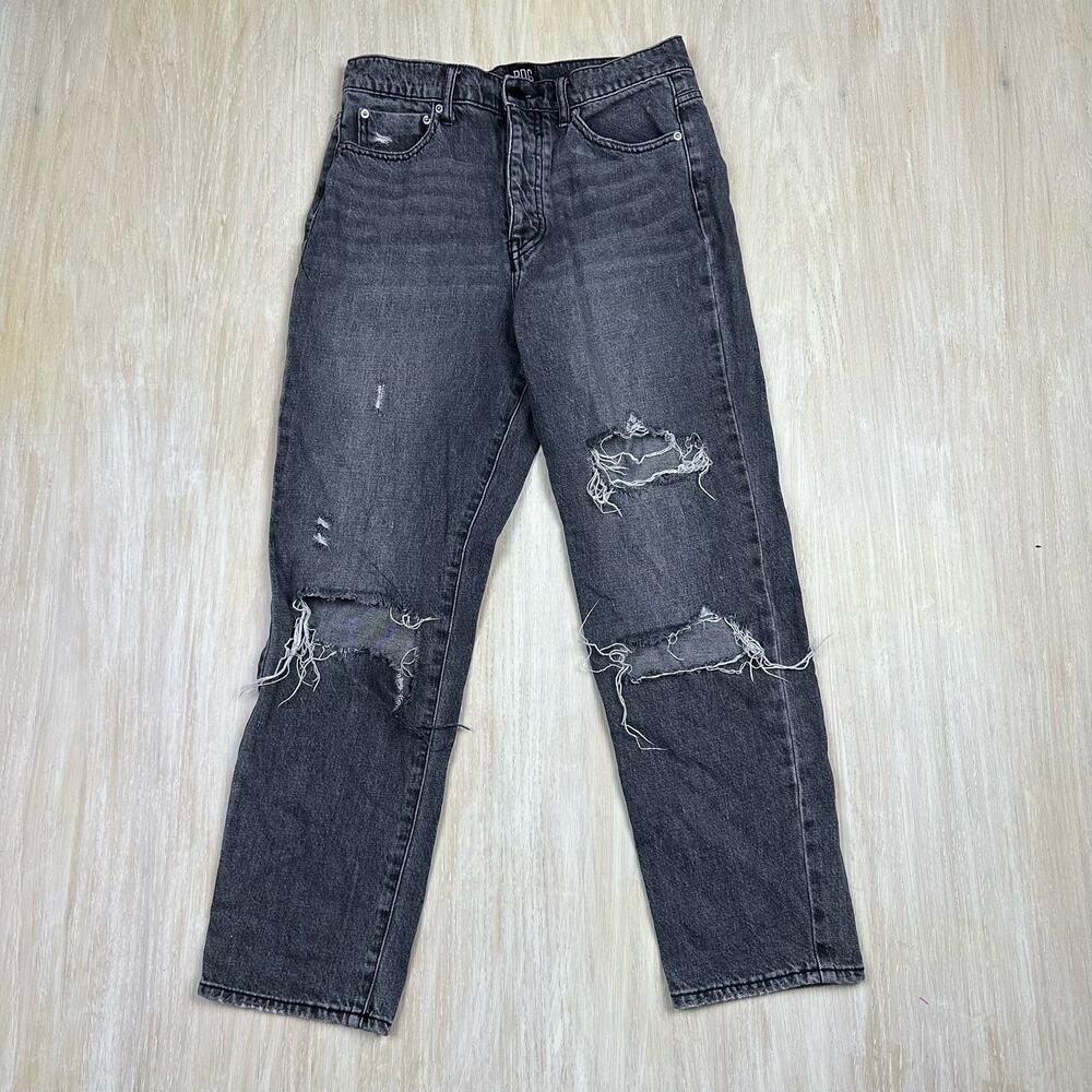 UO BDG High Waisted Button Fly Slim Straight Distressed Casual Edgy Jeans 28
